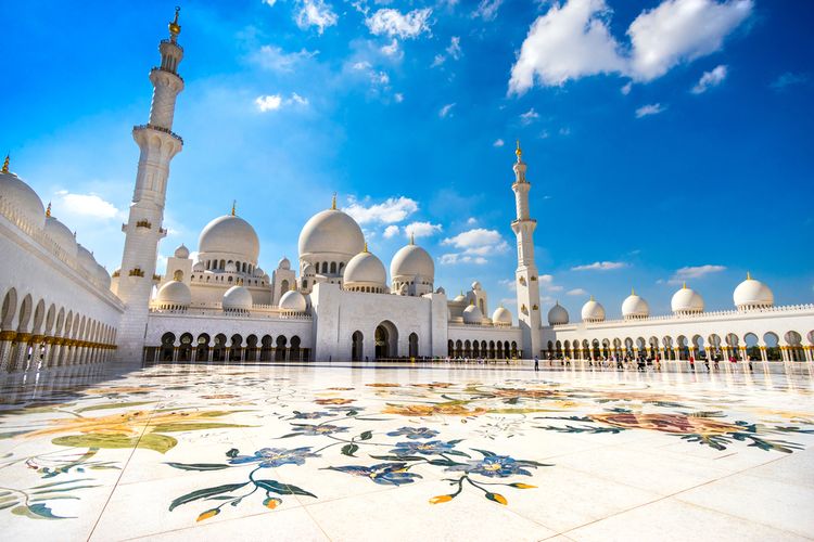 Sheikh Zayed Grand Mosque di Abu Dhabi.