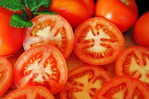 Cara Potong Tomat untuk Burger, Pasta dan Salad