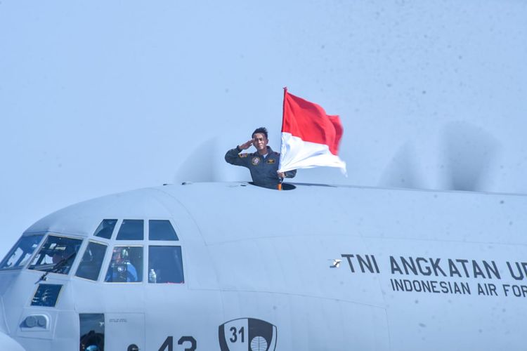 Pesawat Super Hercules C-130J-30 ketiga pesanan Indonesia, telah tiba di Lanud Halim Perdanakusuma, Jakarta Timur, Rabu (9/8/2023).