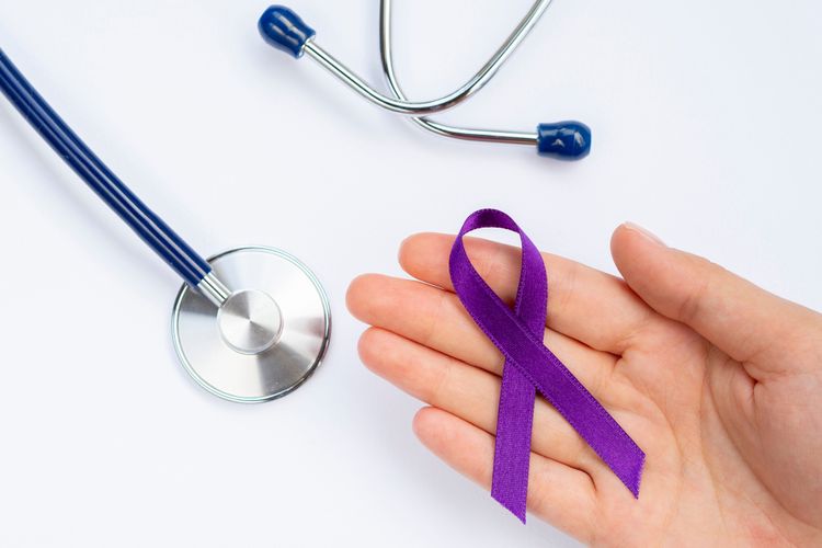 WHO mengungkap hampir 40 persen kasus kanker di dunia dapat dicegah. Tembakau, infeksi, alkohol, hingga polusi udara jadi faktor utama.