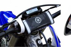 “Digital Instrument Cluster” untuk Motor Trail