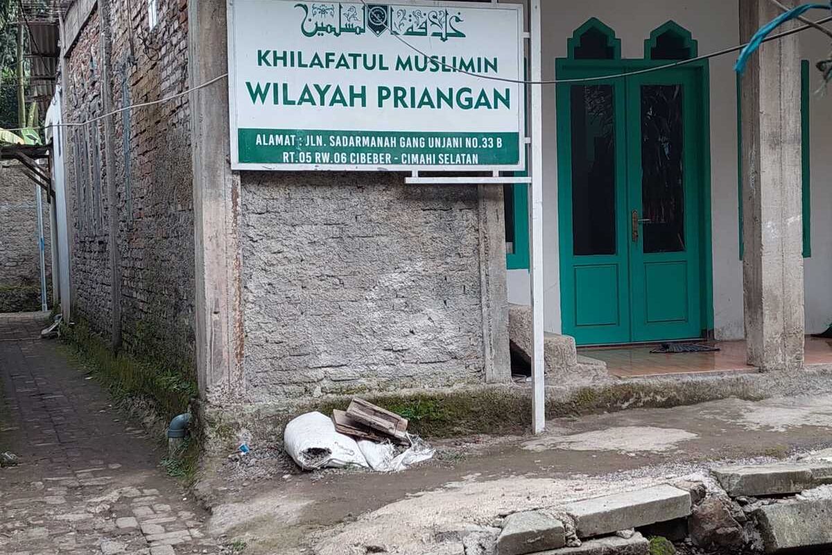 Markas kelompok Khilafatul Muslimin di Kota Cimahi.