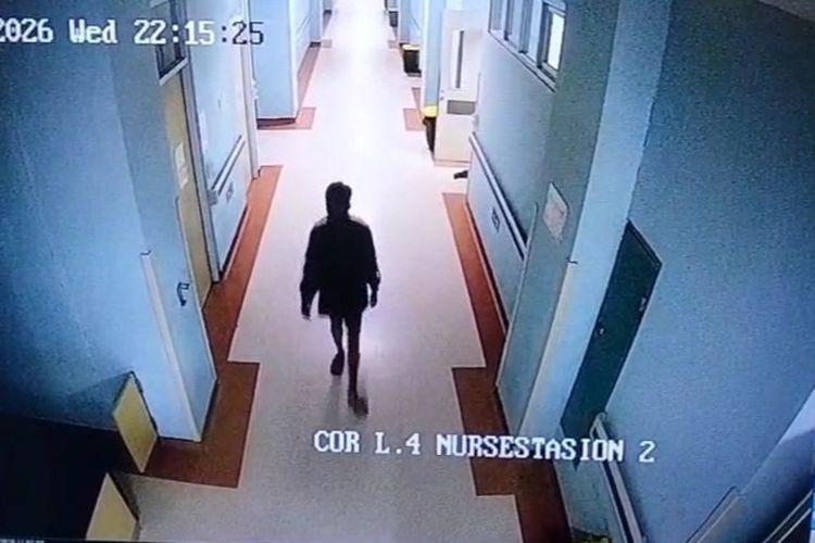 Terekam CCTV Curi Uang Keluarga Pasien RS di RSUD Sulbar, Pemuda Ini Pakai Hasilnya untuk Beli Miras