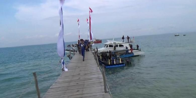 Dermaga Pulau Ketawai di Kabupaten Bangka Tengah, Bangka Belitung.