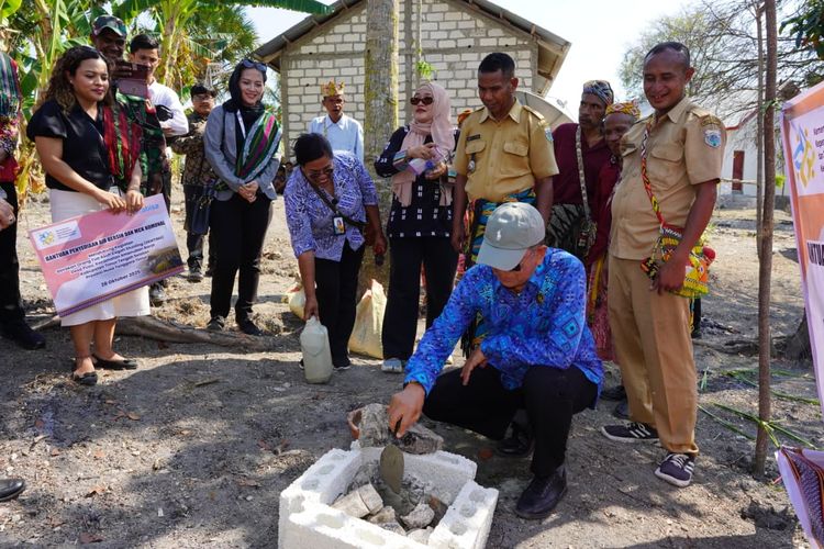 Angka stunting di Timor Tengah Selatan tertinggi di NTT. Gerakan Orang Tua Asuh Cegah Stunting (Genting) jadi salah satu upaya untuk mencegahnya.
