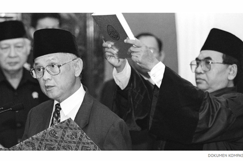 Profil BJ Habibie, Presiden Ketiga dan Tersingkat dalam Sejarah RI