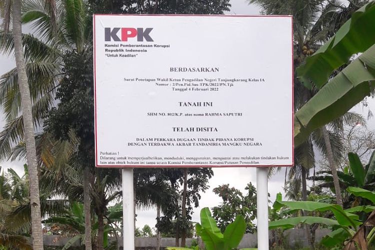 Jaksa Komisi Pemberantasan Korupsi (KPK) menyita aset berupa 4 bidang lahan milik Akbar Tandiniria Mangkunegara, adik mantan Bupati Lampung Utara, Agung Ilmu Mangkunegara.