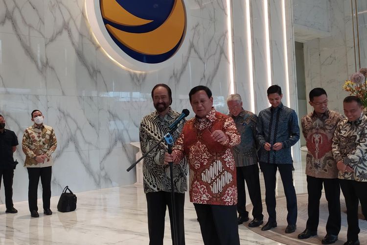 Ketua Umum Partai Nasdem Surya Paloh dan Ketua Umum Partai Gerindra Prabowo Subianto di Kantor DPP Nasdem, Jakarta, Rabu (1/6/2022).
