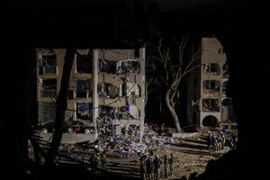 Iran Balas Serangan di Natanz: Jebol Pertahanan Israel, Lukai 100-an Orang