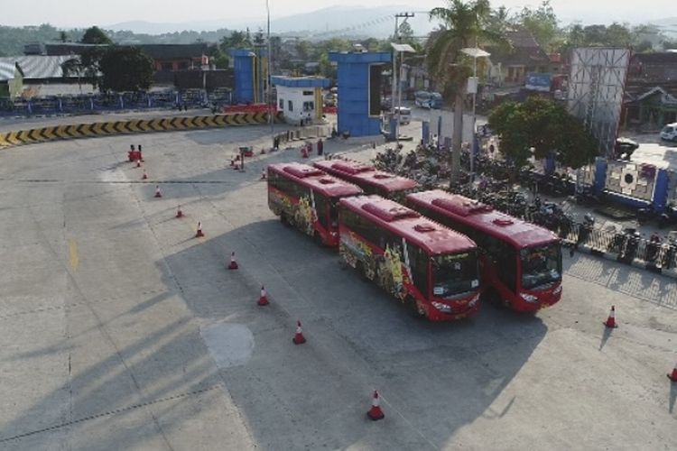 Bus Trans Jawa Tengah Menambah Koridor Layanan