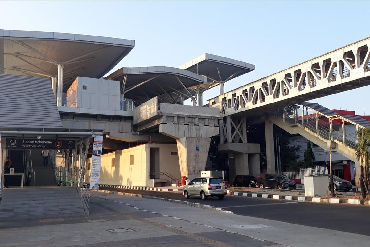 Stasiun LRT Velodrome, Rawamangun, Jakarta Timur yang sudah terintegrasi dengan Transjakarta mulai Jumat (26/7/2019) mendatang.