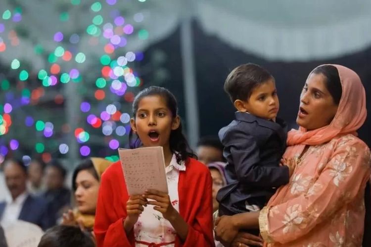 Natal di Pakistan.