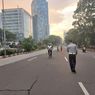 Petugas Hentikan dan Larang Pesepeda Selain Road Bike Naik ke JLNT Casablanca