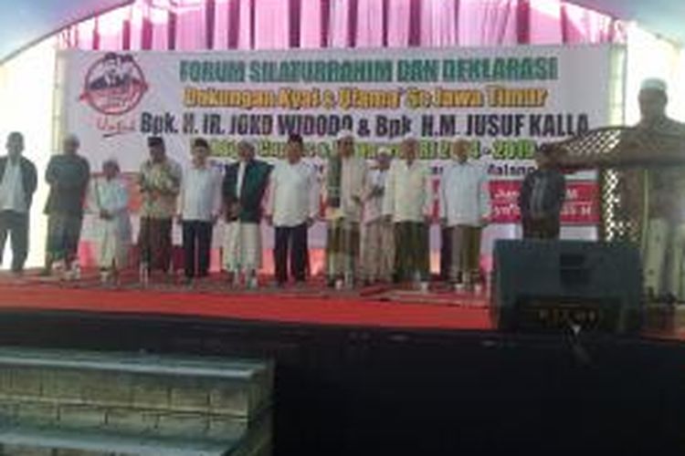 Puluhan kiai di Jawa Timur, gelar deklarasi dukungan untuk Jokowi-JK di Pondok Pesantren An Nur 2, Bululawang, Kabupaten Malang, Jawa Timur, Rabu (11/6/2014).