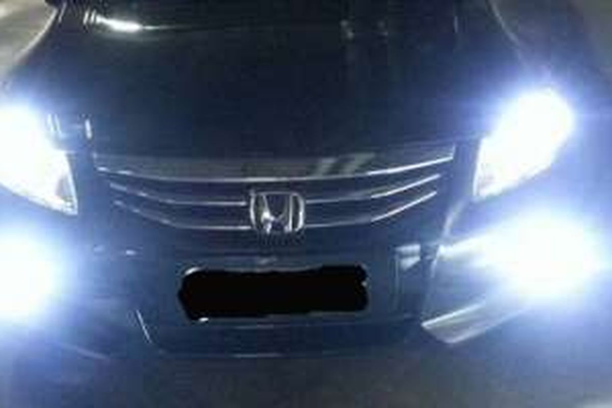 Penggunaan lampu HID.