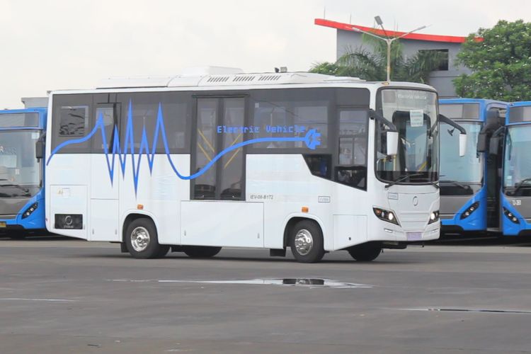 Bus listrik medium Inka E-Inobus