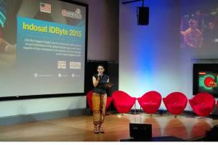 Pendiri Bubu.com Shinta Dhanuwardoyo dalam acara Indosat IDByte 2015 di Jakarta, Rabu (30/9/2015).