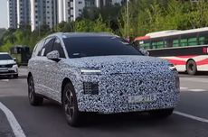 Penampakan Hyundai Ioniq 7 Berbalut Kamuflase