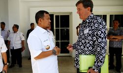 Pj Wali Kota Makassar Hadiri Diskusi Peternakan Australia