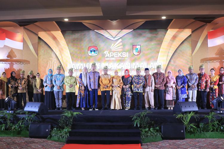 Anggota Komwil I Apeksi saat menghadiri jamuan makan malam bersama, Kamis (2/5/2024). 