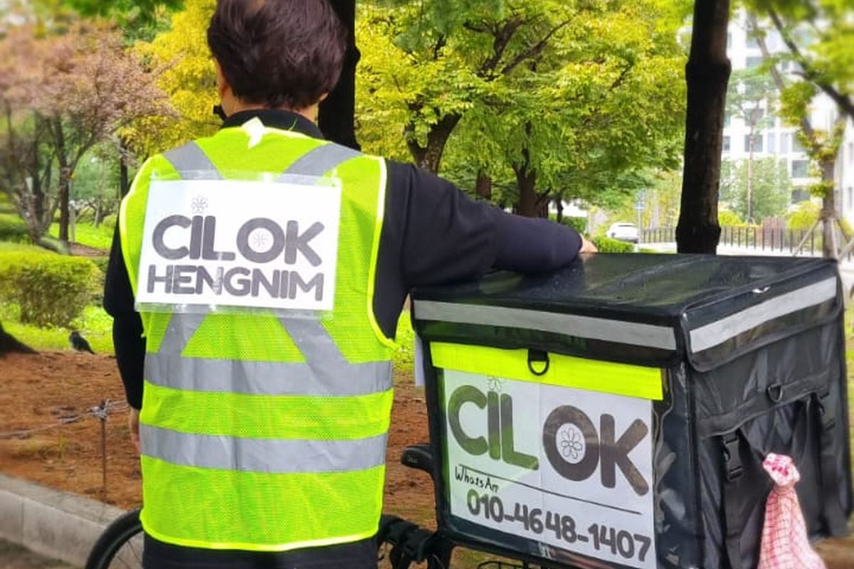 Cilok Hengnim, cilok yang dijual di Korea Selatan oleh orang asli Korea.