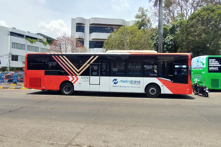 Metrotrans di Terminal Blok M