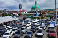 Ada Pembangunan Dermaga, Pelabuhan Ketapang Banyuwangi Macet Parah 