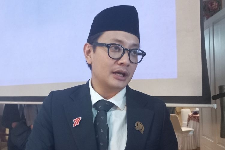 Ketua DPRD Kabupaten Purworejo Dion Agasi Setiabudi menyoroti tentang kebijakan regrouping 39 SDN yang ada di Kabupaten Purworejo usai Paripurna pada Selasa (16/8/2022)