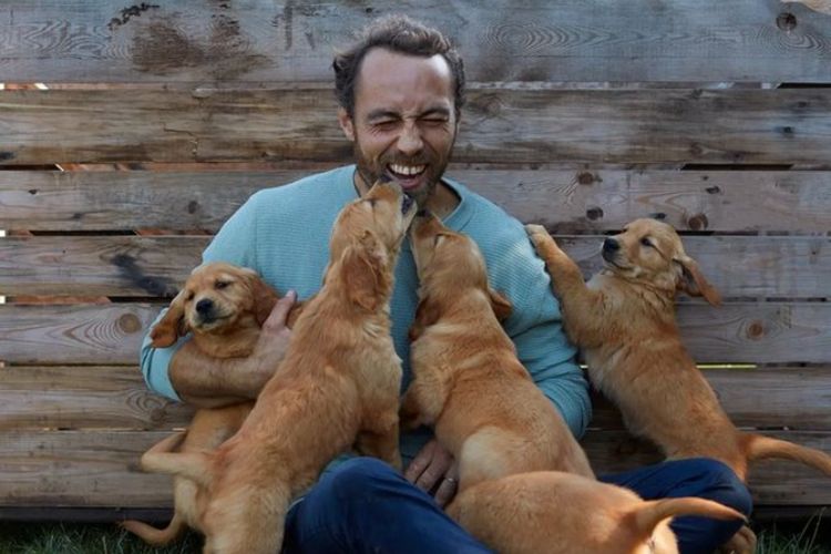 James Middleton menamai anak anjing barunya yang terinspirasi dari kerajaan.