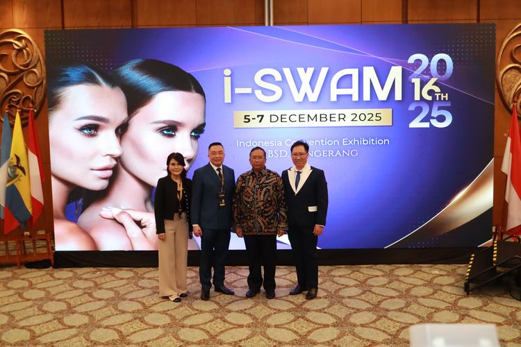 Pembukaan acara International Symposium & Workshop in Aesthetic Medicine (ISWAM) ke-16 di Tangerang Selatan (5/12/2025).