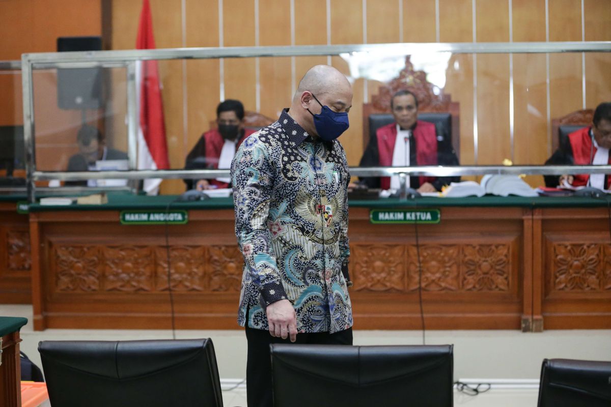 Foto stok: Terdakwa kasus peredaran narkotika jenis sabu Irjen Teddy Minahasa menjalani sidang di Pengadilan Negeri Jakarta Barat.