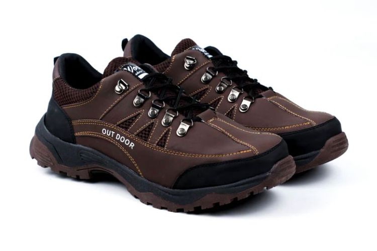 Sepatu hiking pria Working Sneakers For You, shopee.com