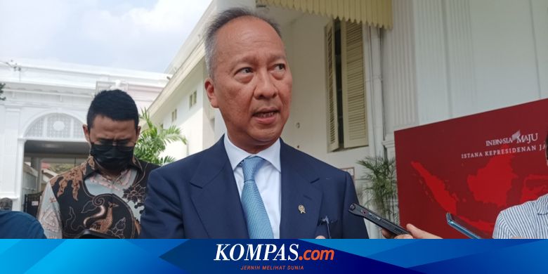 Jokowi Bahas Rencana Pemberlakuan Bea Masuk 200 Persen untuk Produk China