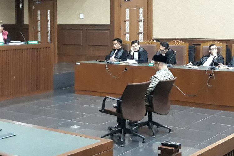 Jaksa KPK memberikan tanggapan atas eksepsi terdakwa mantan Kepala BPPN, Syafruddin Arsyad Temenggung dalam persidangan di Pengadilan Tipikor Jakarta, Senin (28/5/2018). 