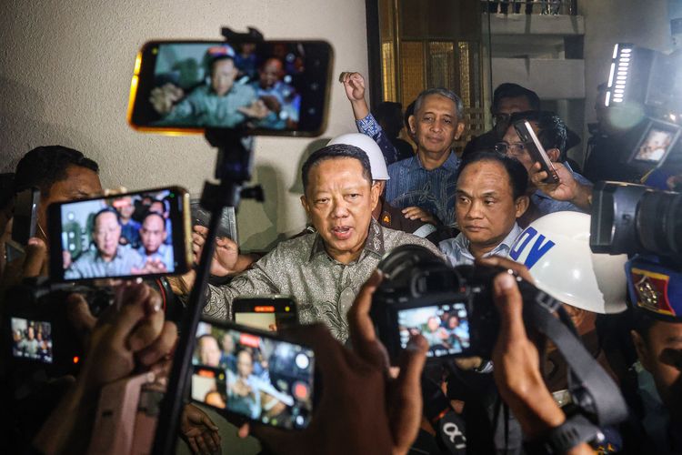 KPK Sebut Febrie Adriansyah Pakai Rompi Tahanan Saat Registrasi di Rutan: Tak Ada Perlakuan Khusus