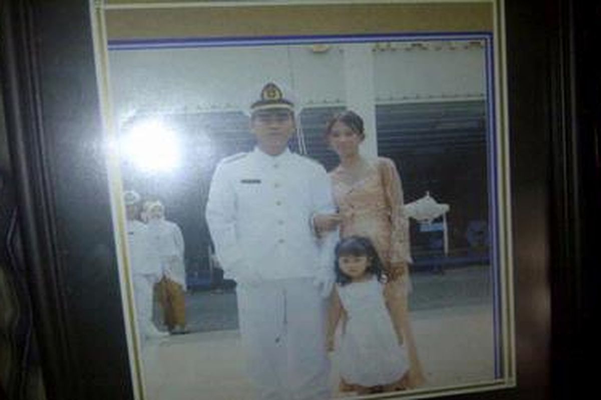 Almarhum Darma Manao dan keluarga semsa hidupnya.