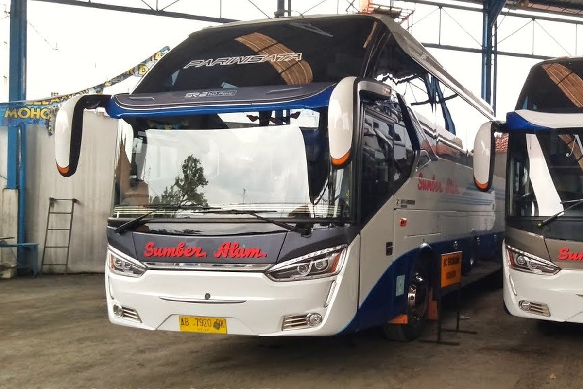 bus pariwisata