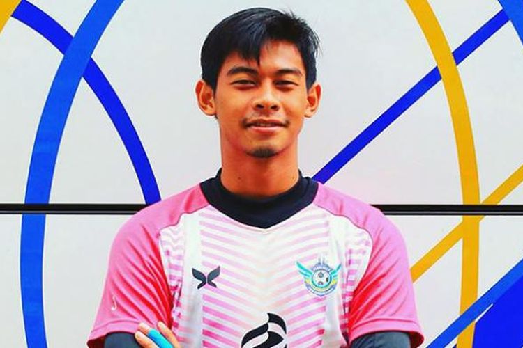 Satria Tama Hardianto menjadi salah satu kiper yang dipanggil dalam seleksi kedua Timnas Indonesia U-22.