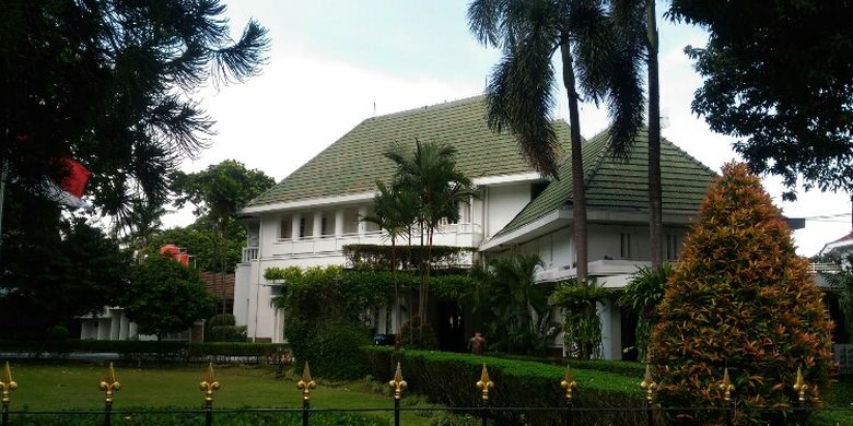 Rumah dinas Gubernur DKI Jakarta di Jalan Taman Suropati, Menteng, Jakarta Pusat, Rabu (22/11/2017).