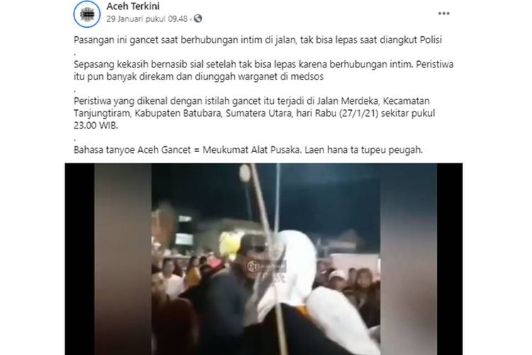 Tangkapan layar unggahan video dengan narasi yang menyebut sepasang kekasih gancet alias menempel erat tidak bisa lepas usai berhubungan intim.