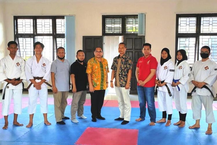 Empat kenshi dari Perkemi Pengurus Kota Binjai turut berlaga di kejuaraan nasional Tandoku Virtual Shironji Kempo memperebutkan Piala Menkominfo pada 13-14 Agustus 2020