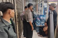 Bobol Atap Minimarket di Bekasi, Pria Ini Curi Rokok dan Coba Bobol ATM