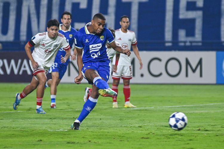 Penyerang Persib Uilliam Barros Dapat Skorsing dan Denda dari AFC