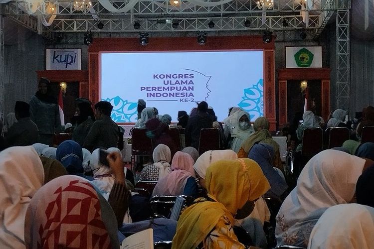 Suasana pembukaan Kongres Ulami Perempuan Indonesia (KUPI) yang kedua di Ponpes Hasyim Asy'ari Bangsri Jepara, Jawa Tengah, Kamis (24/11/2022).
