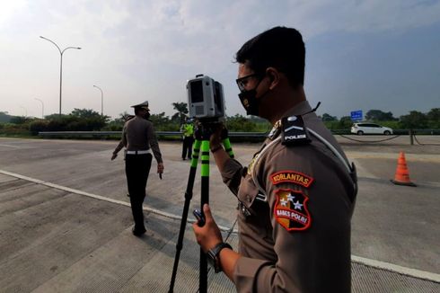 Selidiki Penyebab Kecelakaan Bus di Tol Sumo, Polisi Kembali Olah TKP