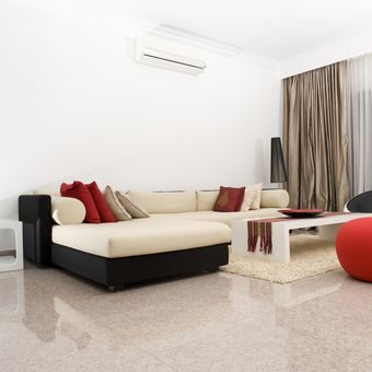 Ilustrasi ruang tamu dengan lantai granit, Ilustrasi sofa sectional.