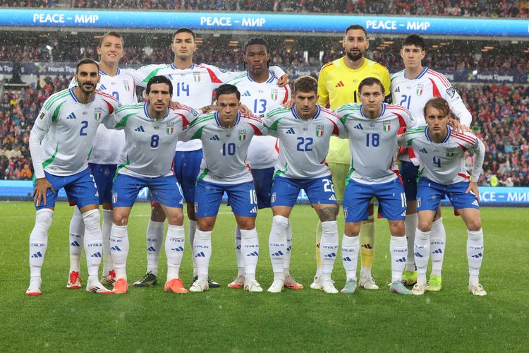 Timnas Italia memulai perjalanan di Kualifikasi Piala Dunia 2026 dengan hasil mengecewakan setelah dibantai Norwegia 0-3 di Stadion Ullevaal, Oslo, Jumat (6/6/2025) waktu setempat.
