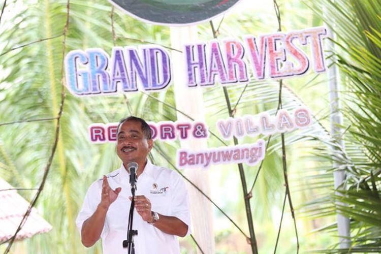 Menteri Pariwisata Arief Yahya pada acara peresmian Harvest Resort and Village di Banyuwangi, Jawa Timur, Sabtu (9/9/2017).