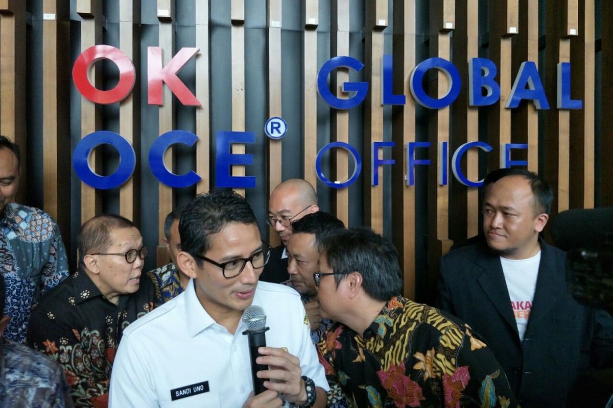 Wakil Gubernur DKI Jakarta Sandiaga Uno meresmikan OK OCE Global Office di Jalan Epicentrum Tengah, Rabu (14/2/2018). 