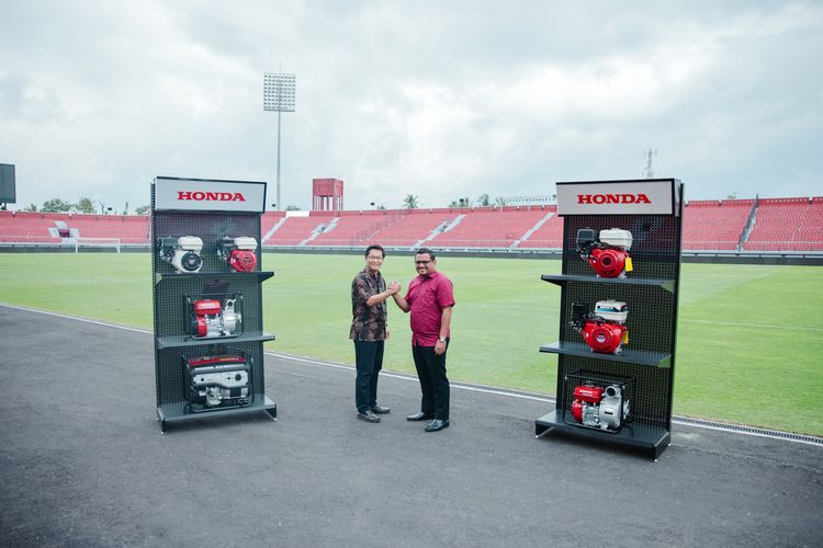 Wakil dari PT Honda Power Products Production (HPPI) dan wakil Bali United Michael Gerald  menjalin kerjasama sponsor baru dalam mengarungi Liga 1 2022-2023.